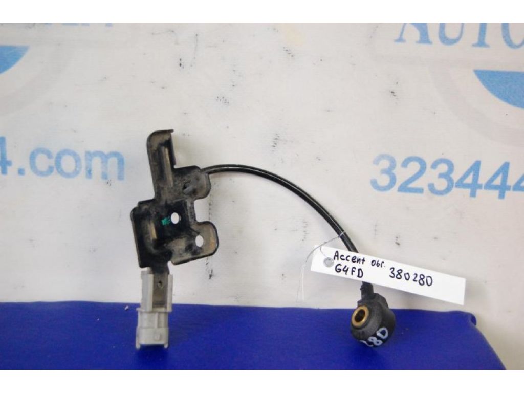 39250-2B000 | Датчик детонації HYUNDAI ACCENT RB 10-