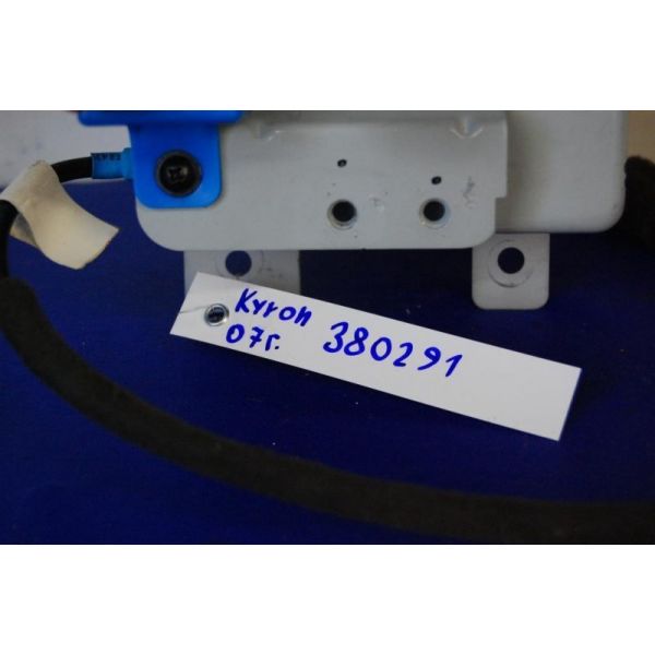 Блок керування центральним замком SSANGYONG KYRON 05-15 8712009010 — 3