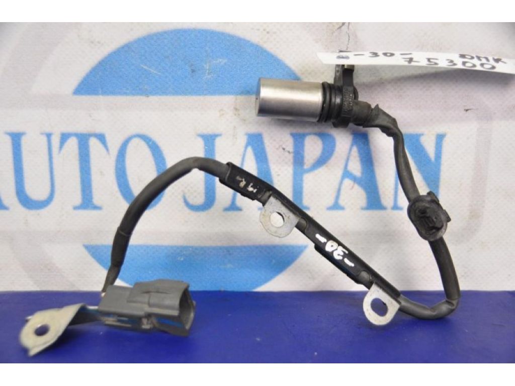 Датчик положения коленвала TOYOTA CAMRY 30 02-06
