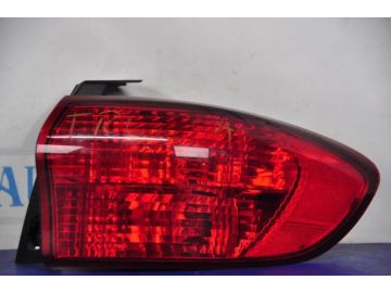Ліхтар зовнішній задн. прав. SUBARU TRIBECA B9 05-07