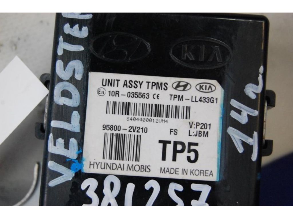 95800-2V110 | Блок керування тиском в шинах HYUNDAI VELOSTER 11-18 - Фото 2