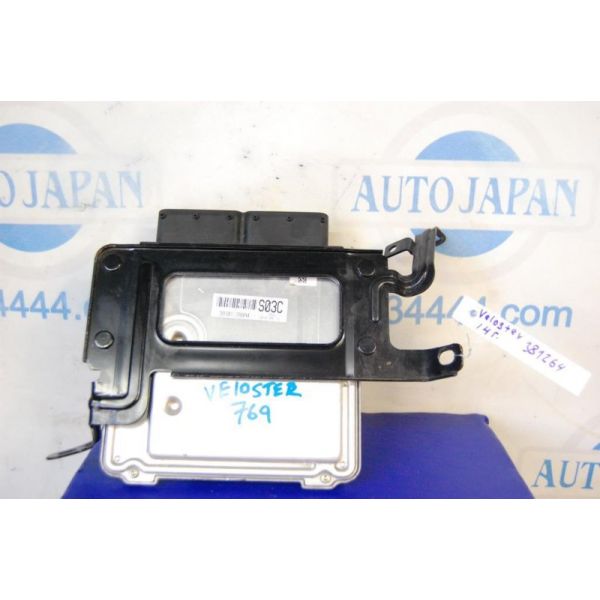 Блок керування двигуном HYUNDAI VELOSTER 11-18 39110-2BBA4 — 3