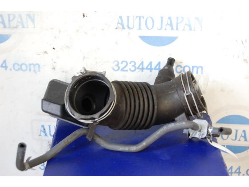 патрубок повітряного фільтра TOYOTA CAMRY 55 14-17 - Фото 3