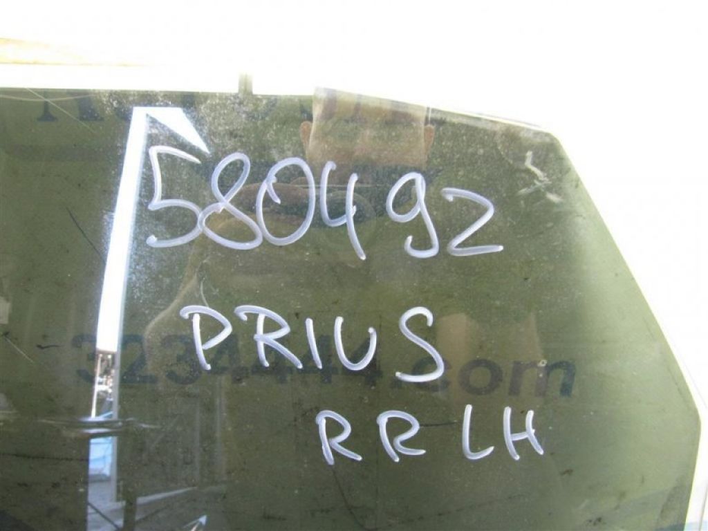 68104-47041 | Скло дверей задн. лів. TOYOTA PRIUS - 20 03-11 - Фото 2