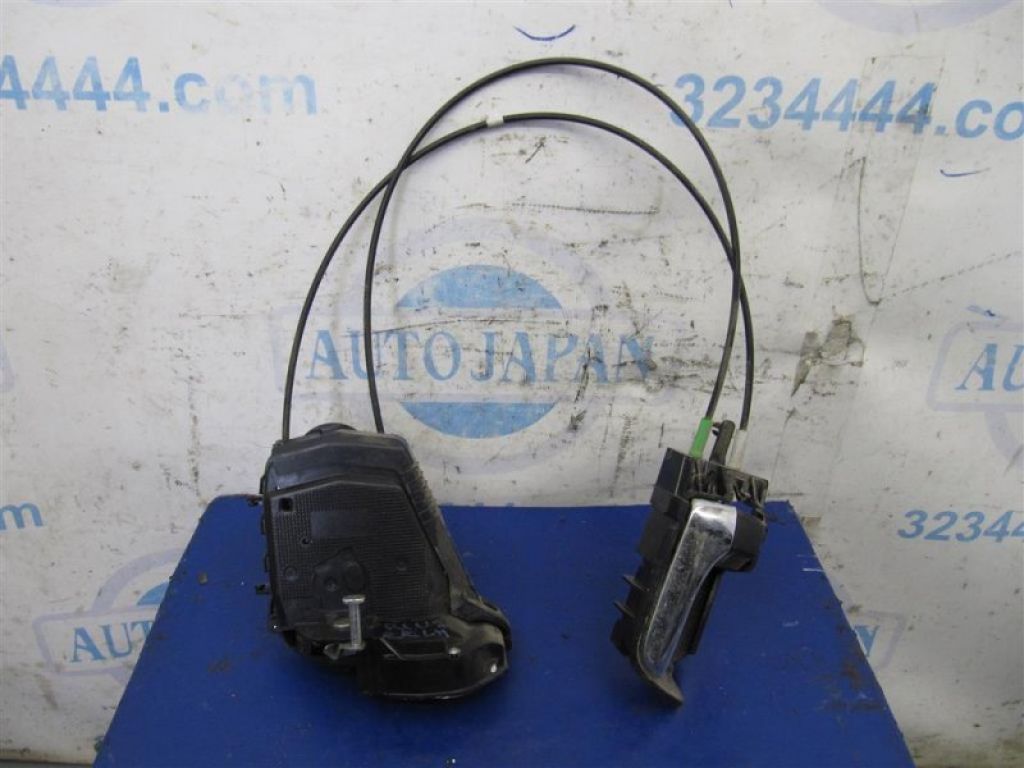 Замок двери задн. лев. TOYOTA PRIUS - 20 03-11