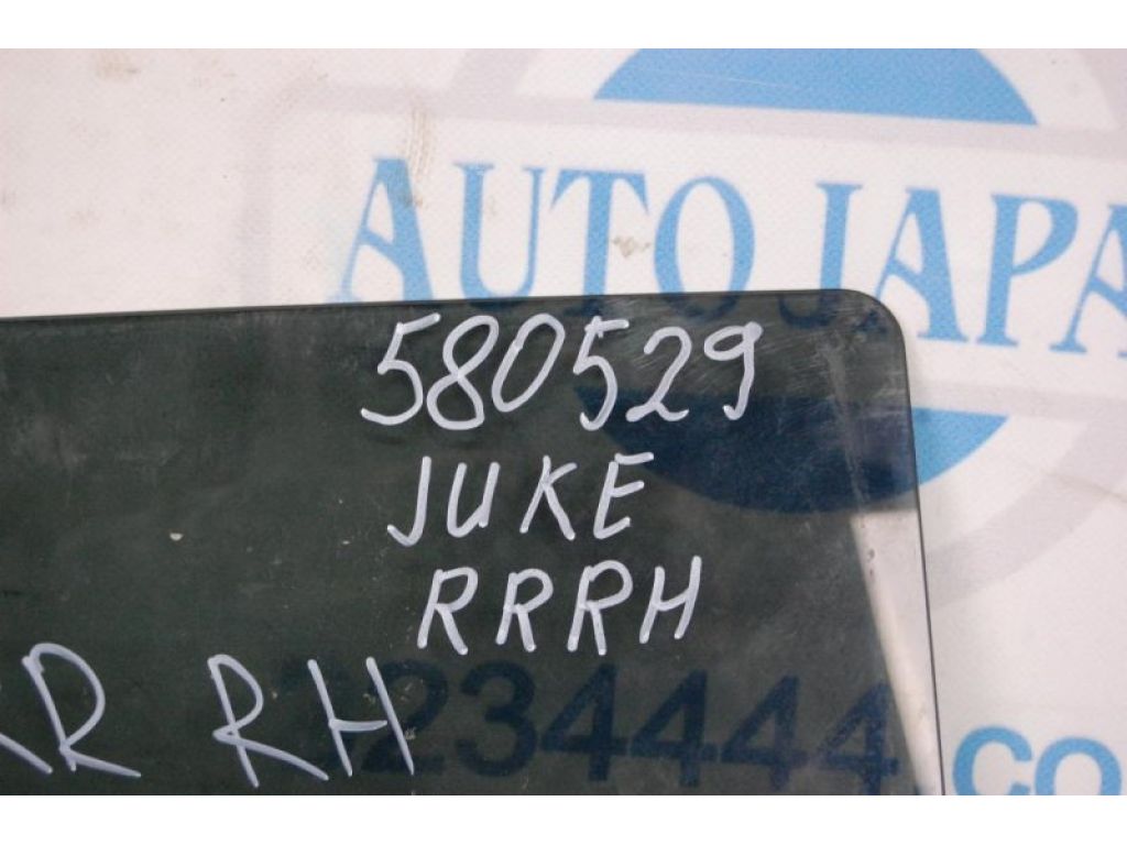 82300-1KA1A | Стекло двери задн. прав. NISSAN JUKE 10-19 - Фото 2