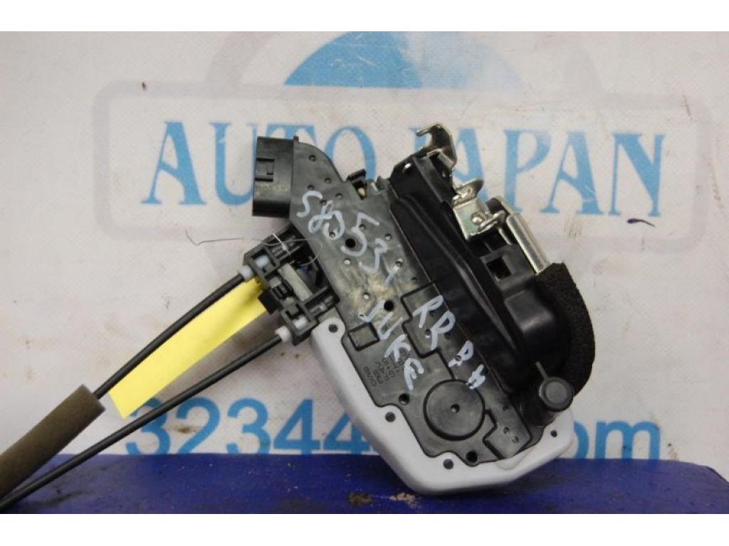 82500-1KA0A | Замок двері задн. прав. NISSAN JUKE 10-19