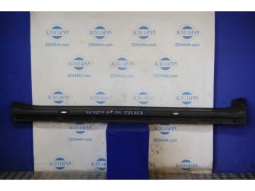 Накладка порогу зовнішня прав. SUBARU TRIBECA B9 05-07