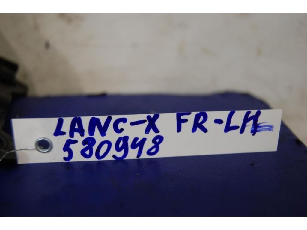 MN101574 | Подушка двигуна лів. MITSUBISHI LANCER X 10 07-15 - Фото 2