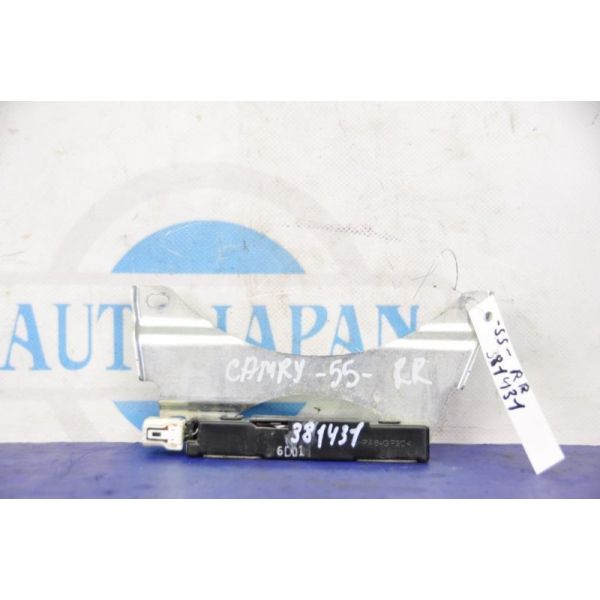 Антена задня TOYOTA CAMRY 55 14-17 89997-06050