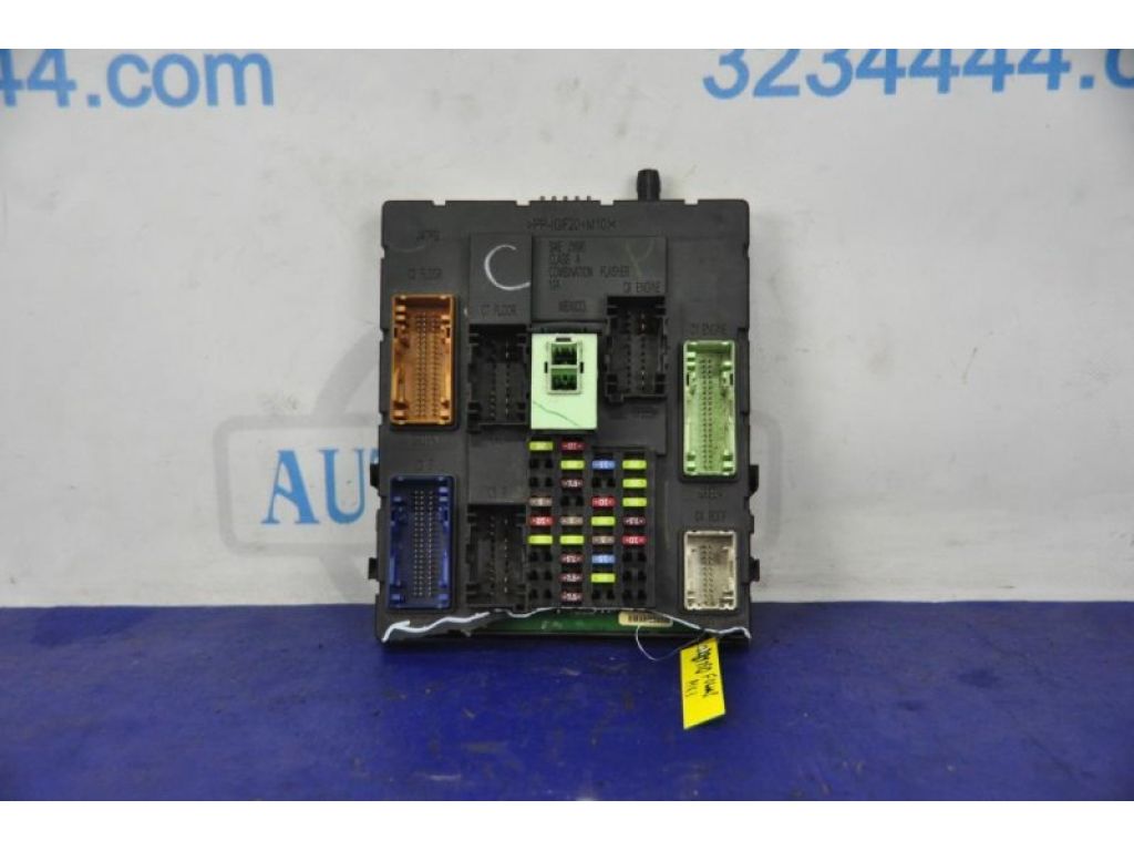 GV6T-14A073-GF | Блок комфорта FORD FOCUS 10-18
