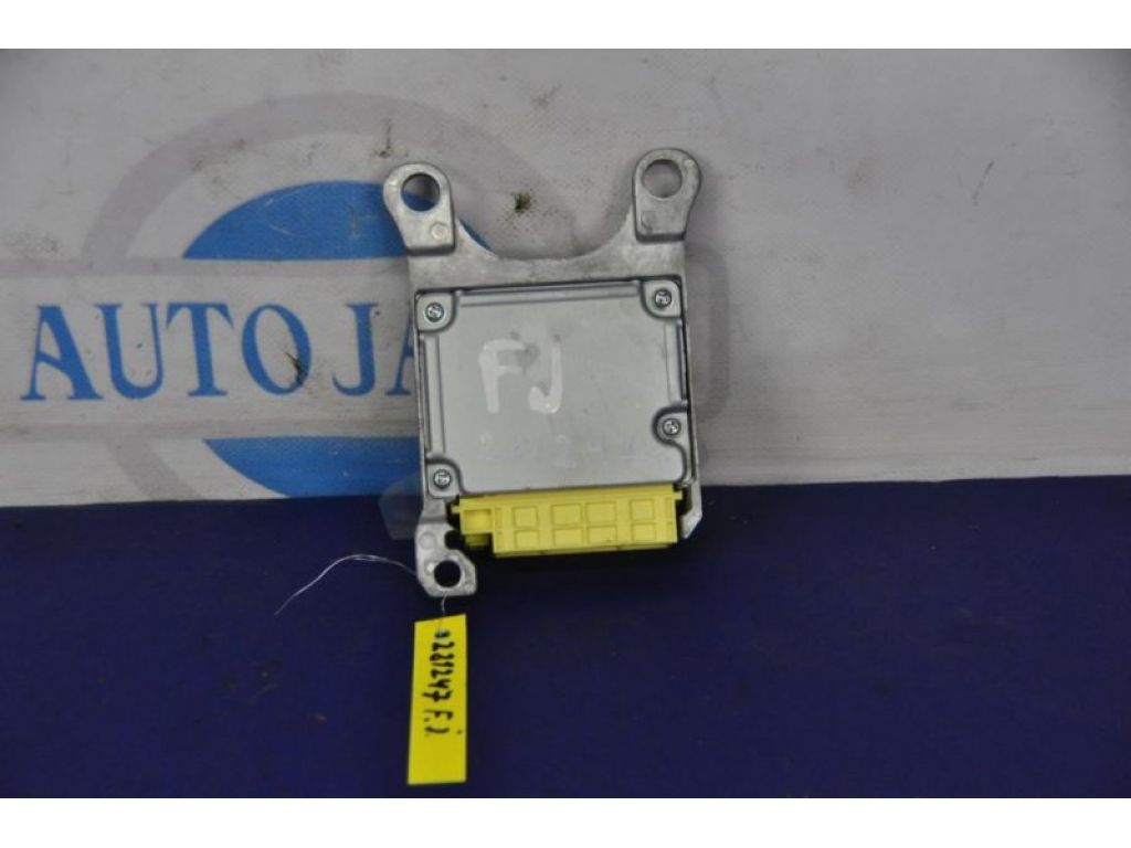 89170-35260 | Блок керування AIRBAG TOYOTA FJ CRUISER 06-15 - Фото 4