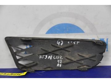 Решетка переднего бампера прав. HONDA CIVIC 4D 06-11