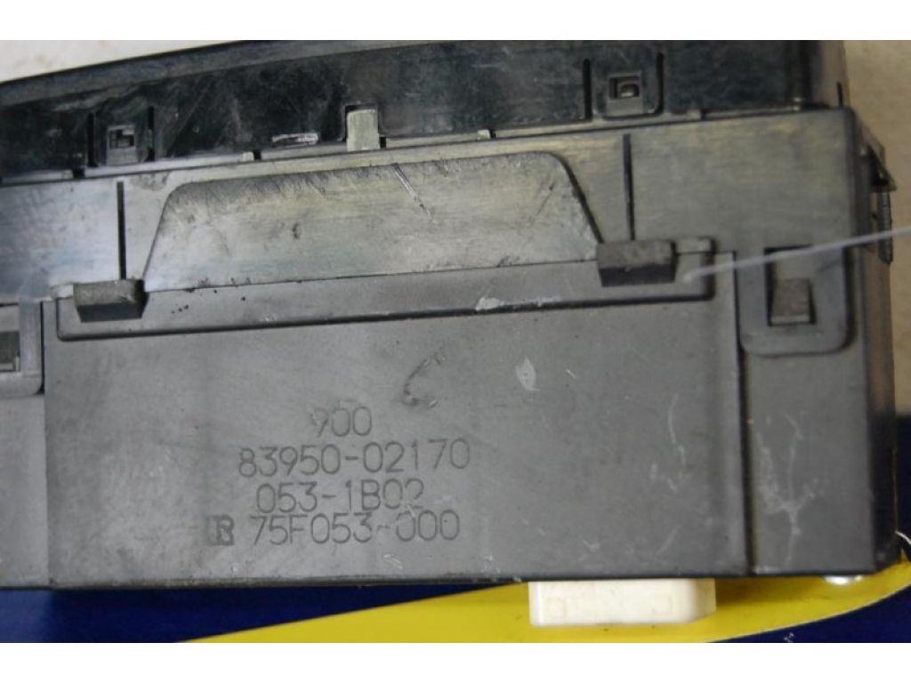 83950-02170 | Часы TOYOTA COROLLA 150 06-13 - Фото 2