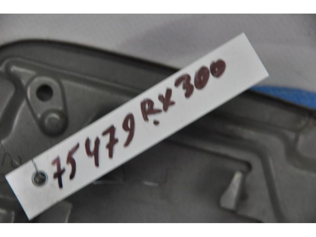77350-48011 | Лючок топливного бака LEXUS RX300 98-03 - Фото 3