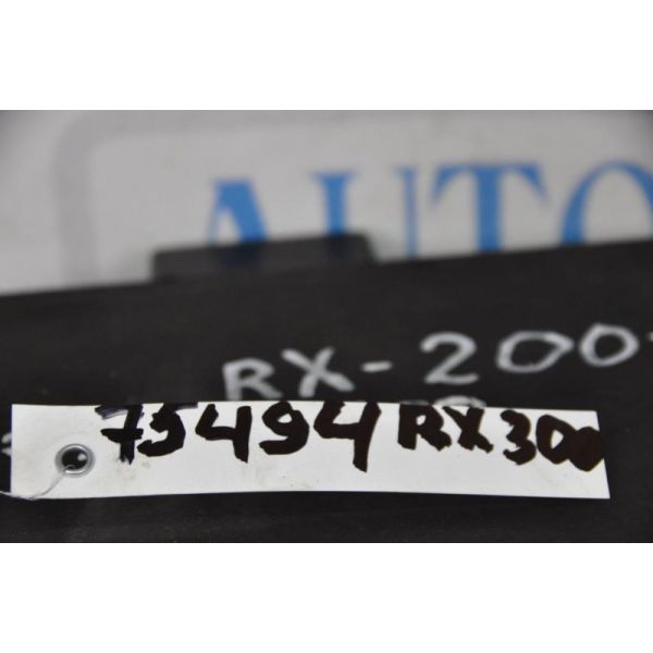 CD-чейнджер LEXUS RX300 98-03 86270-48020 — 3