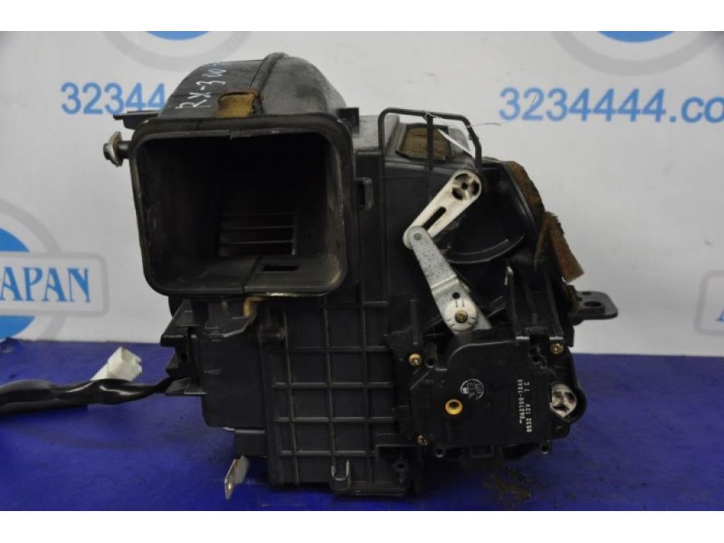 87130-48020 | Корпус пічки LEXUS RX300 98-03