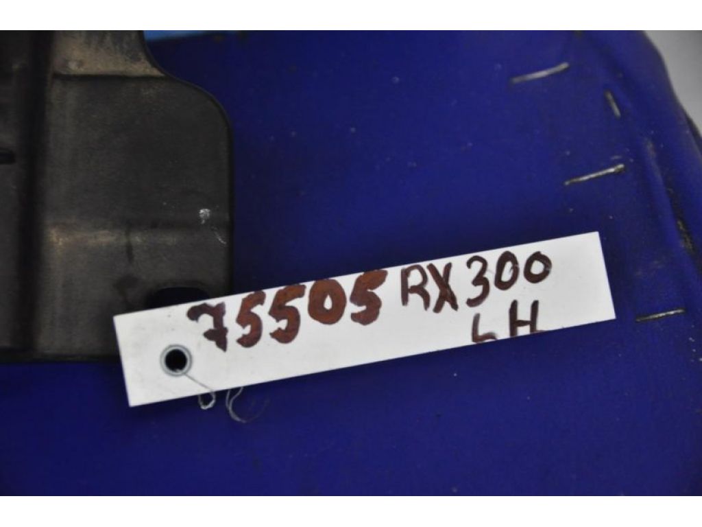 55782-48020 | Пластик під лобове скло / Жабо лів. LEXUS RX300 98-03 - Фото 3