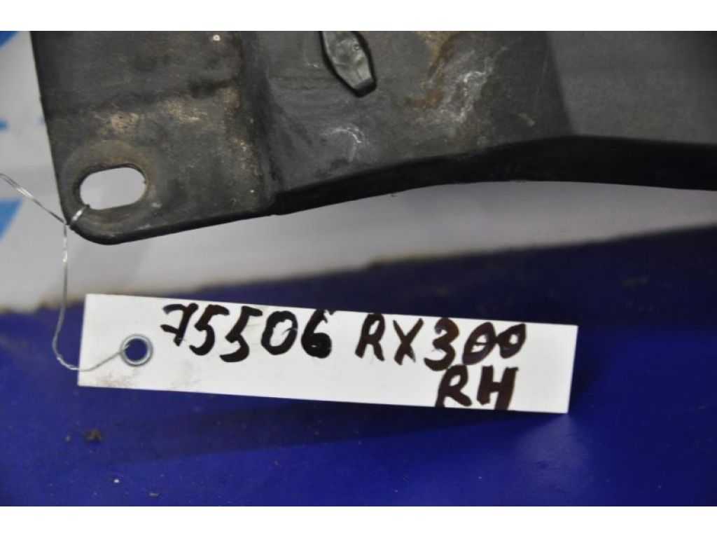 55781-48020 | Пластик під лобове скло / Жабо прав. LEXUS RX300 98-03 - Фото 4