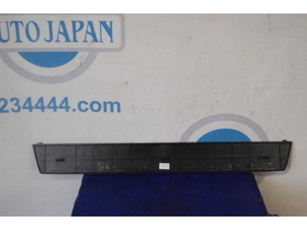 Накладка порога внутрення передн. SUBARU OUTBACK 09-14 BR