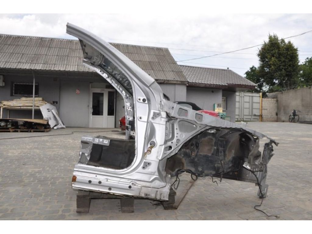 53720-50260 | Передняя часть LEXUS LS460 06-12