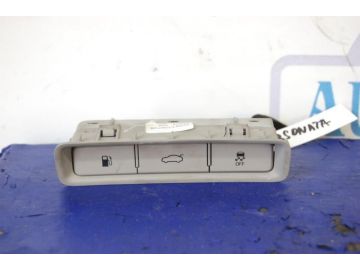 Кнопка открывания багажника внутренняя HYUNDAI SONATA YF 10-14