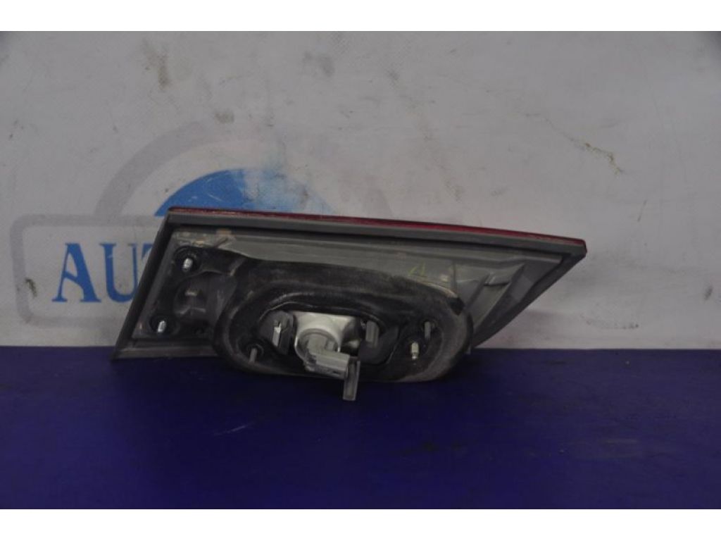 81590-06380 | Ліхтар внутрішній задн. лів. TOYOTA CAMRY 50 12-15 - Фото 2