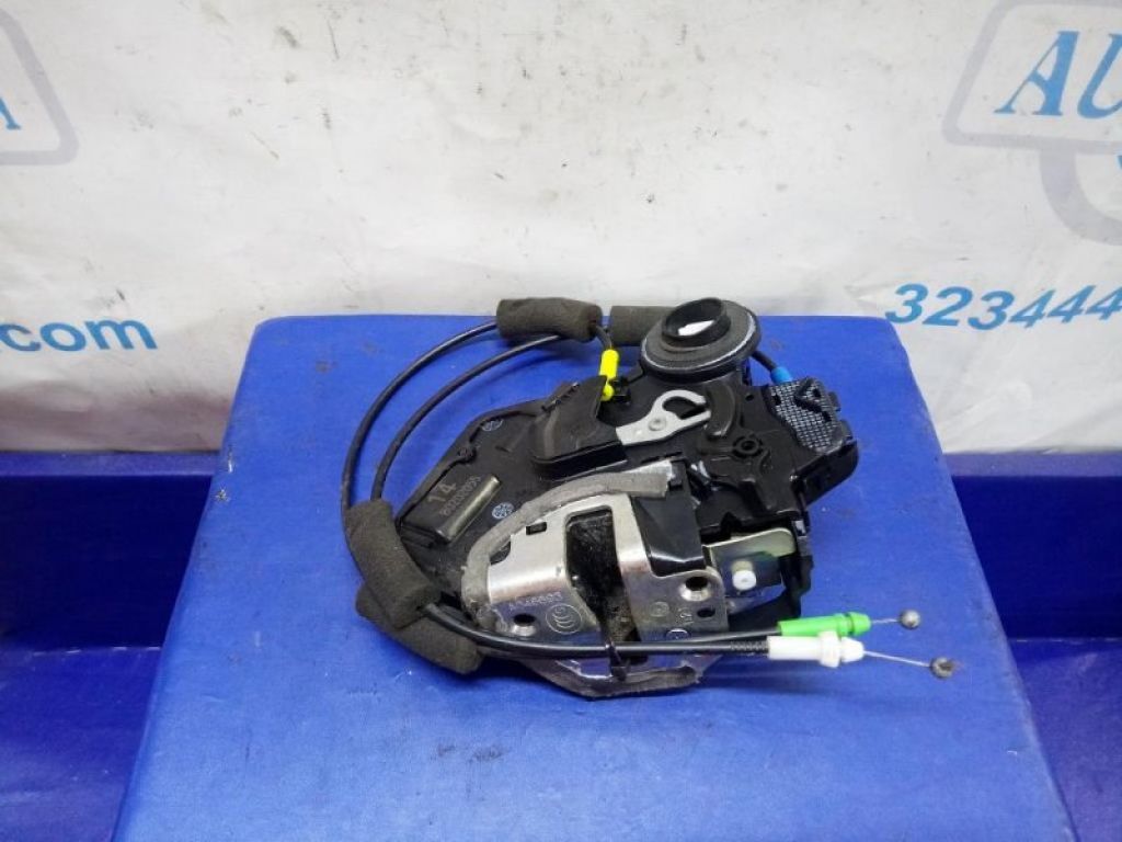 69060-33111 | Замок двері задн. лів. LEXUS RX300/330/350/400 03-09 - Фото 2