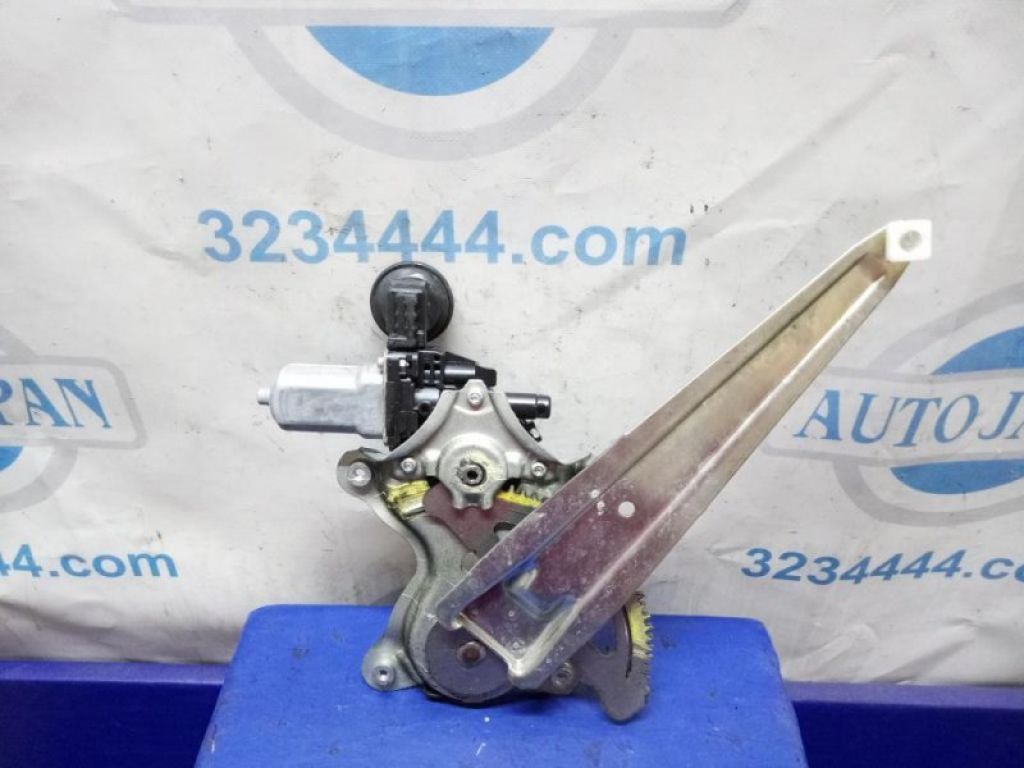 69804-33030 | Стеклоподъемник задн. прав. LEXUS RX300/330/350/400 03-09 - Фото 2