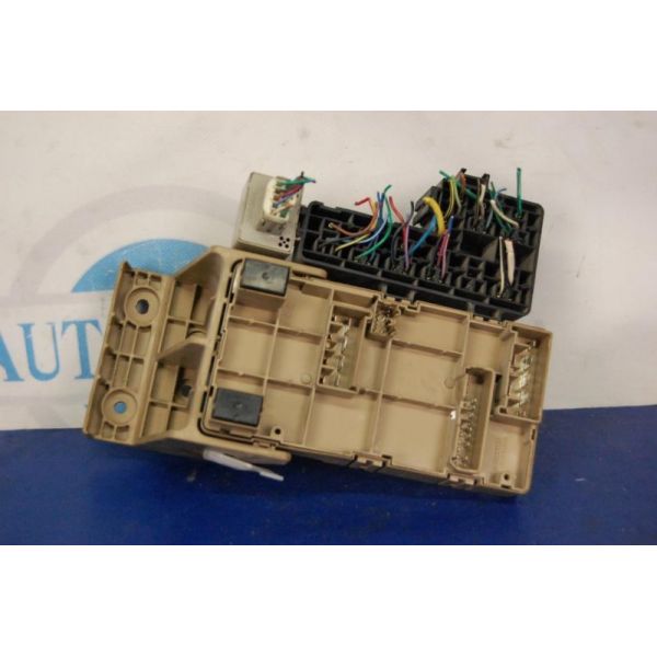 Блок запобіжників салон SUBARU FORESTER SH 07-12 82201FG010 — 3