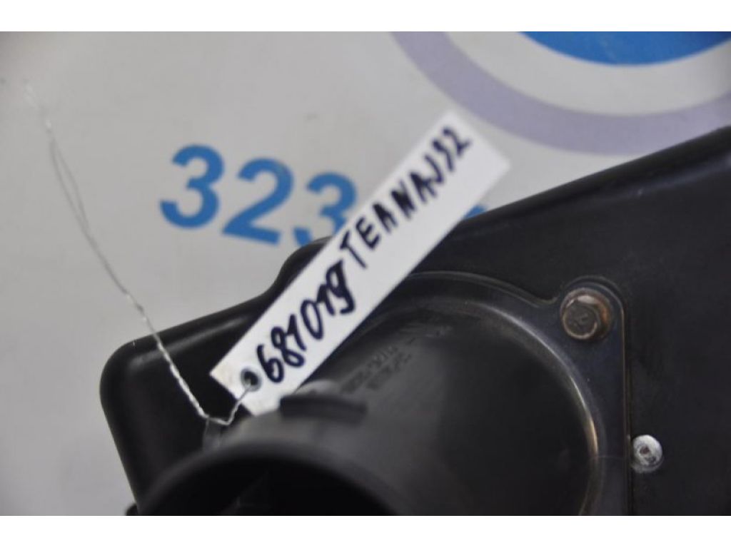 16500-1AA0A | Корпус повітряного фільтра NISSAN TEANA J32 08-14 - Фото 2