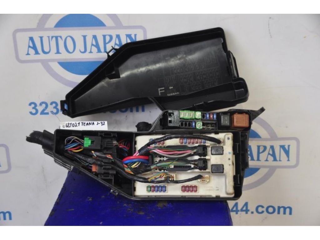 284B7-1AA2A | Блок предохранителей моторный отсек NISSAN TEANA J32 08-14