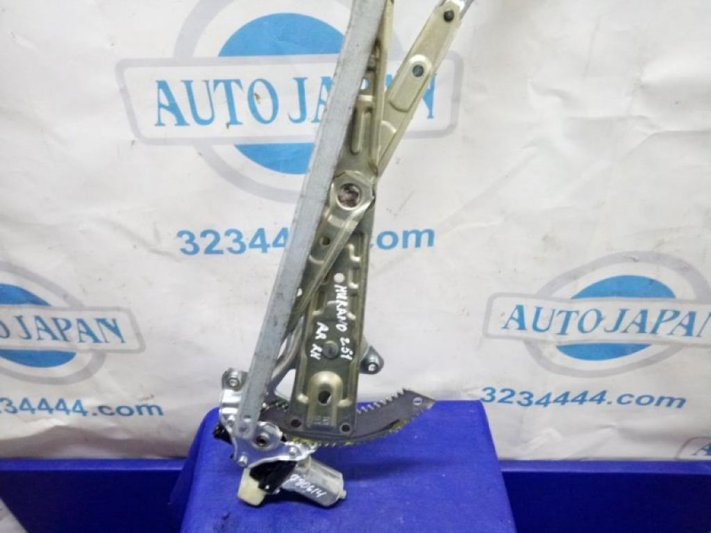 82720-EG000 | Склопідйомник задн. прав. NISSAN MURANO Z51 07-14