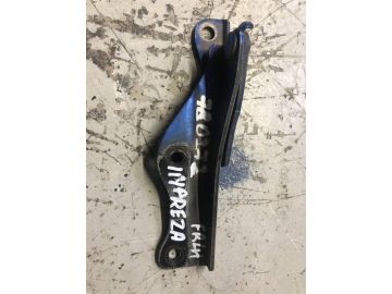 Петля капота лев. SUBARU IMPREZA 00-07 GD/GG