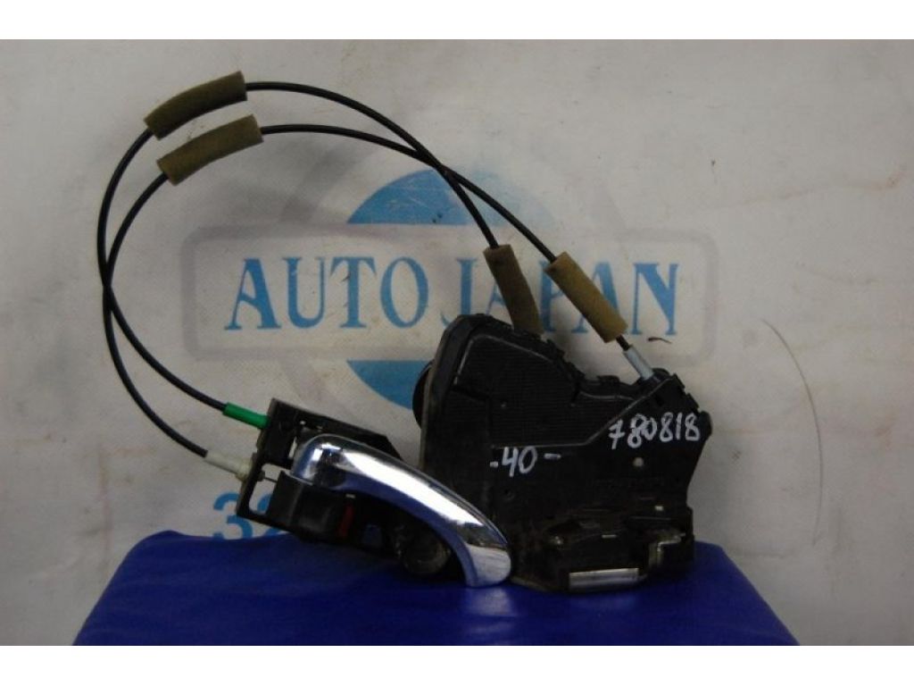 69030-33290 | Замок двері передн. прав. TOYOTA CAMRY 40 06-11