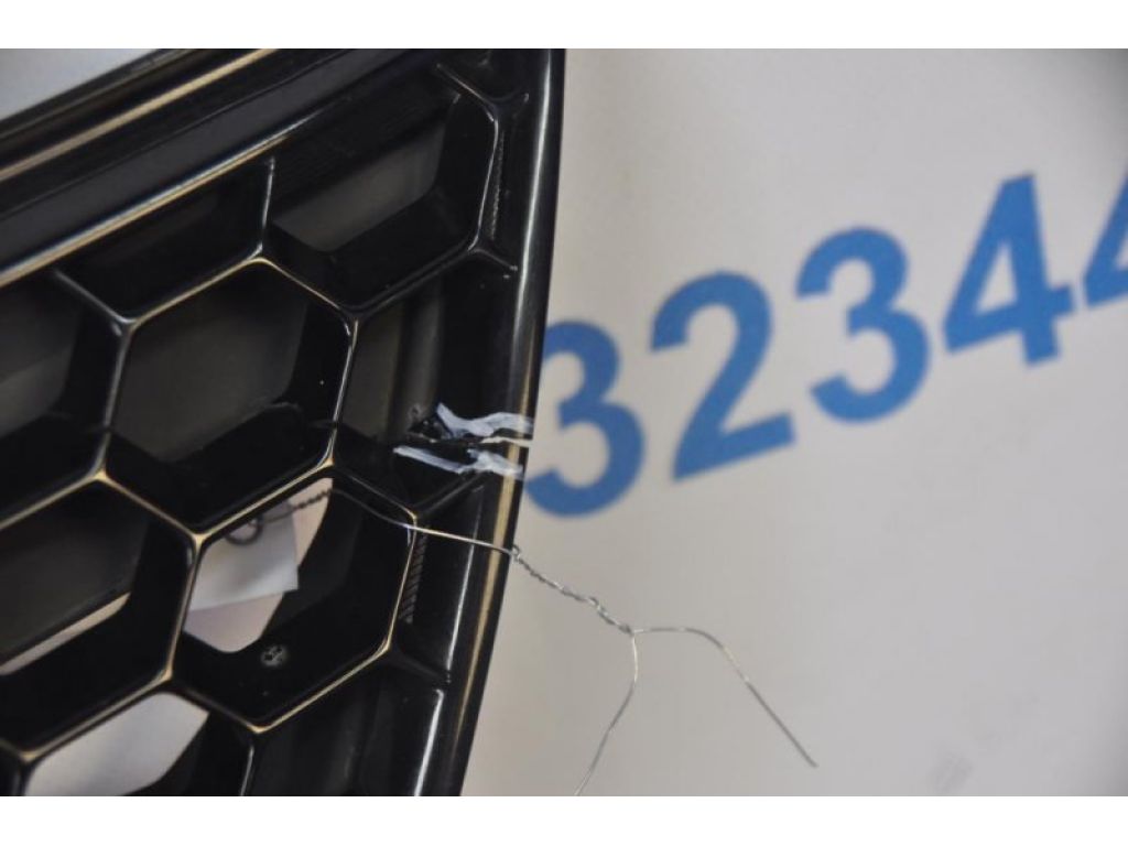 71741-75K10-0CE | Решітка радіатора SUZUKI SX4 06-13 - Фото 4
