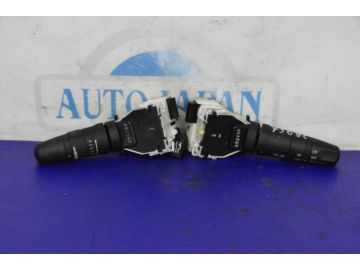 Підрульовий перемикач INFINITI G25/G35/G37/Q40 06-14