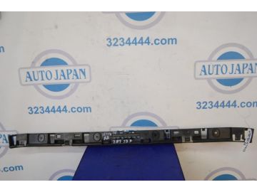Кронштейн заднього бампера VOLKSWAGEN JETTA USA 10-17