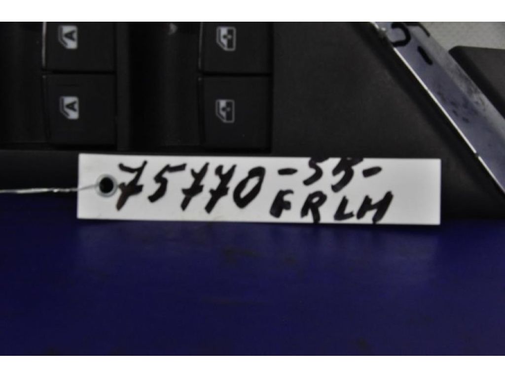 84820-06120 | Блок управления стеклоподъемниками передн. лев. TOYOTA CAMRY 55 14-17 - Фото 2