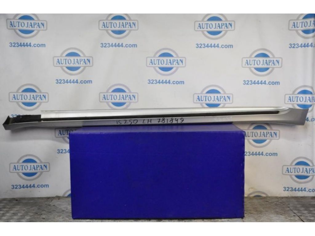 7585253010A0 | Накладка порога наружная лев. LEXUS IS250/350 05-13
