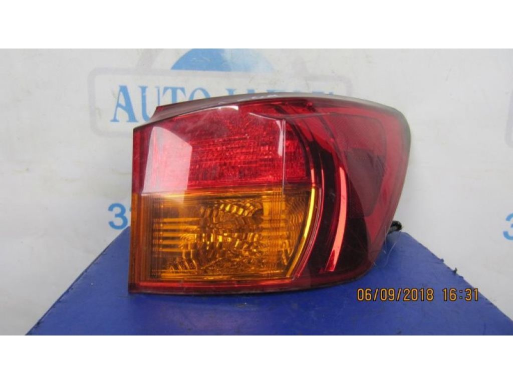 81551-53171 | Ліхтар зовнішній задн. прав. LEXUS IS250/350 05-13