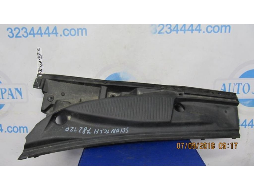 5578221040 | Пластик под лобовое стекло / Жабо лев. SCION TC 04-10
