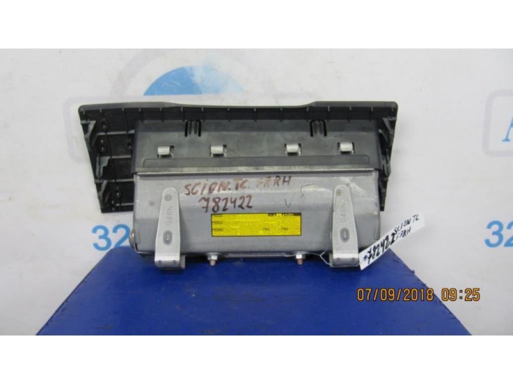 73900-21020-B0 | Подушка безопасности в колени лев. SCION TC 04-10 - Фото 3