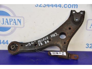 Рычаг передней подвески нижний прав. TOYOTA CAMRY 30 02-06