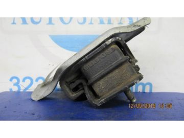 Подушка двигателя прав. SUBARU IMPREZA 00-07 GD/GG