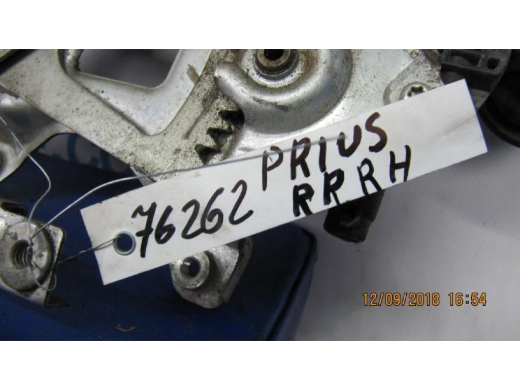 69801-52070 | Стеклоподъемник задн. прав. TOYOTA PRIUS - 20 03-11 - Фото 2