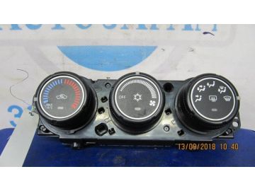 Блок управления печкой MITSUBISHI LANCER X 10 07-15