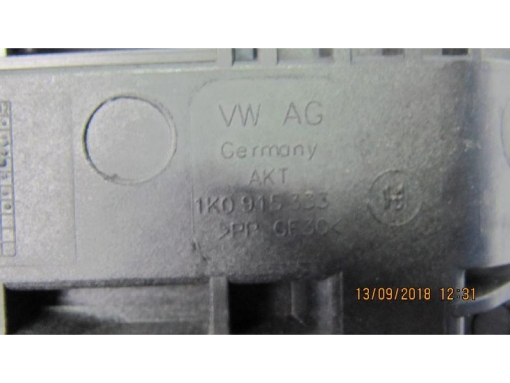 1K0 915 333 H | Полиця акумулятора VOLKSWAGEN JETTA USA 10-17 - Фото 6