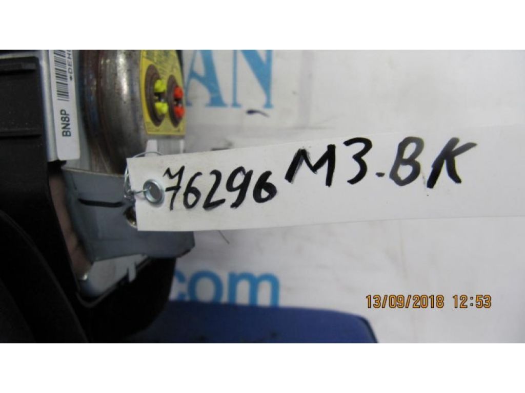BN8P-57-K00A | Подушка безопасности в руль MAZDA 3 BK 03-08 - Фото 2