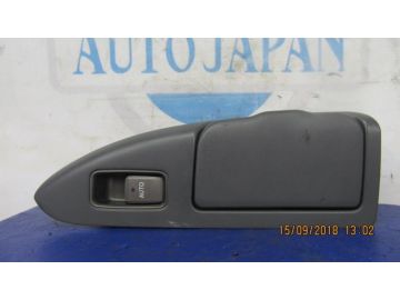 Кнопка стеклоподъемника задн. лев. TOYOTA COROLLA 120 00-07